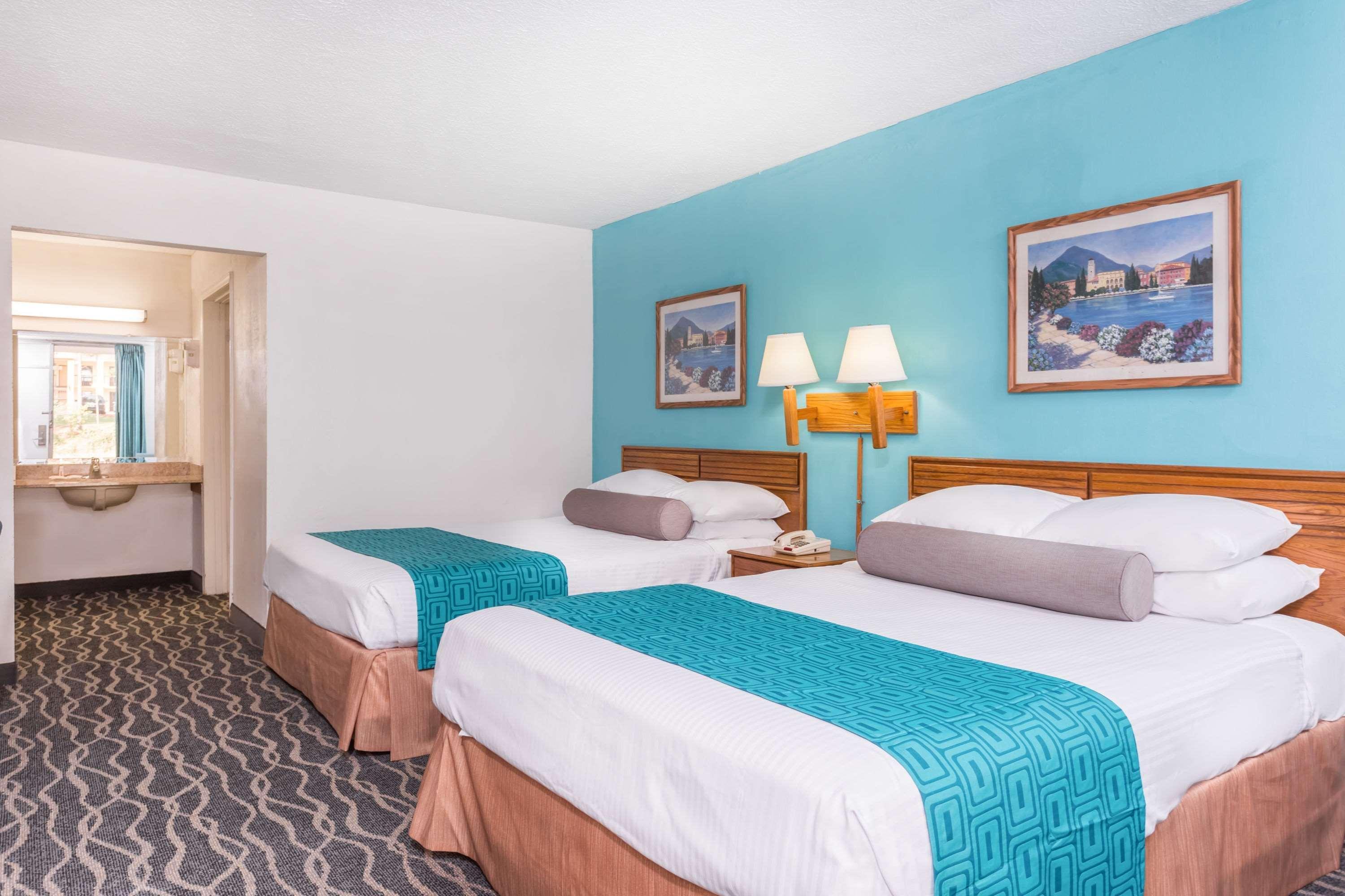Howard Johnson By Wyndham Commerce Ga Екстериор снимка