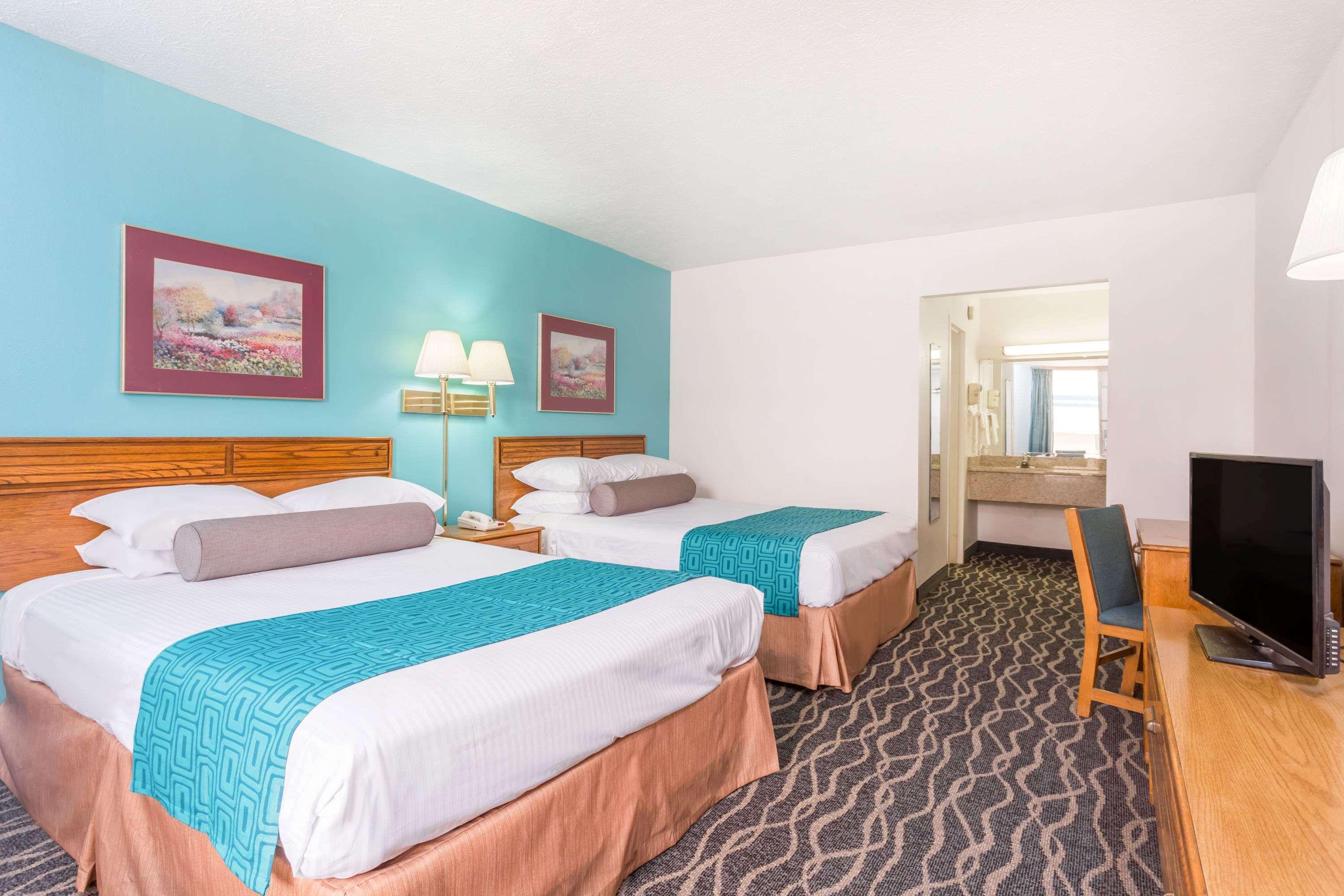 Howard Johnson By Wyndham Commerce Ga Екстериор снимка