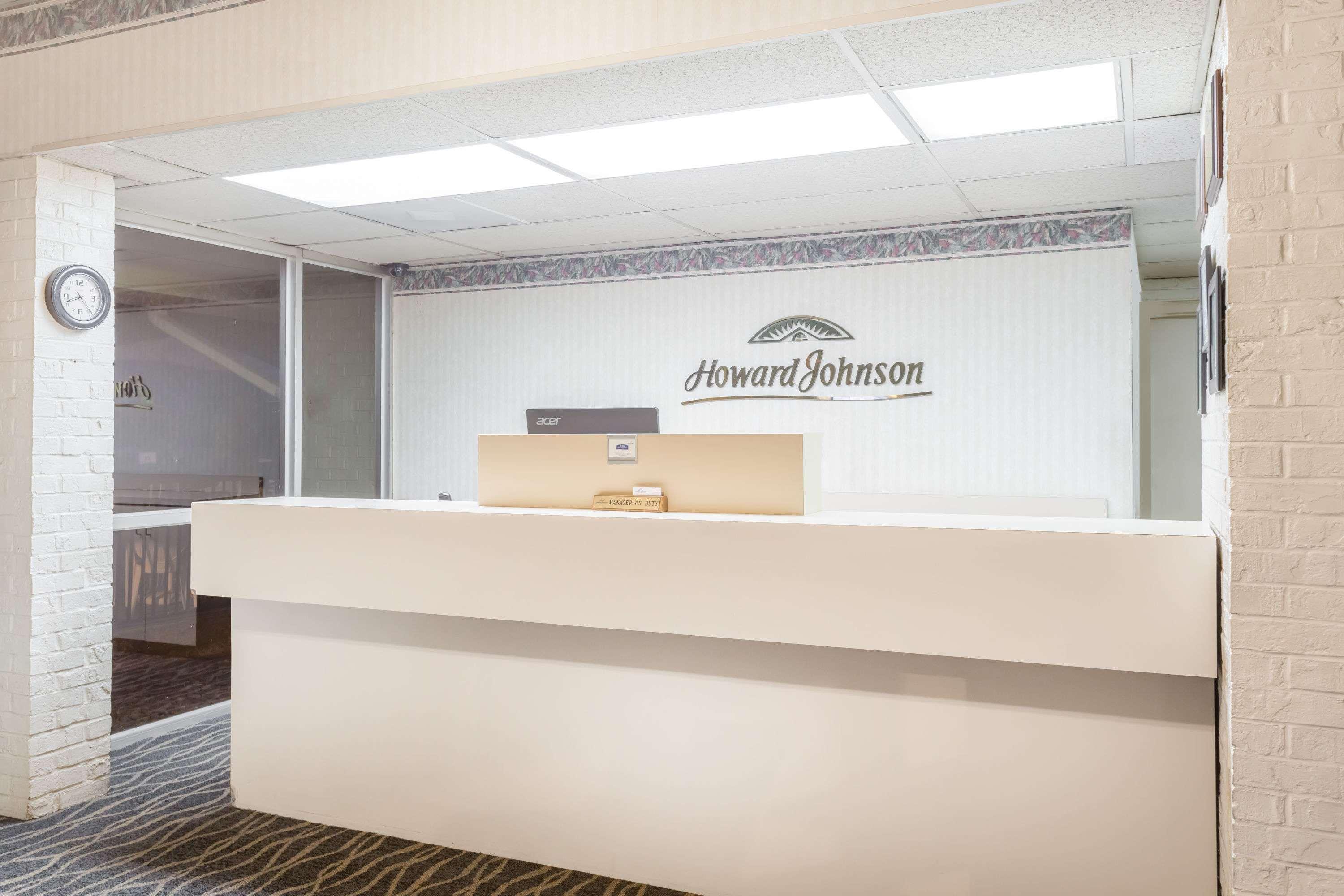 Howard Johnson By Wyndham Commerce Ga Екстериор снимка