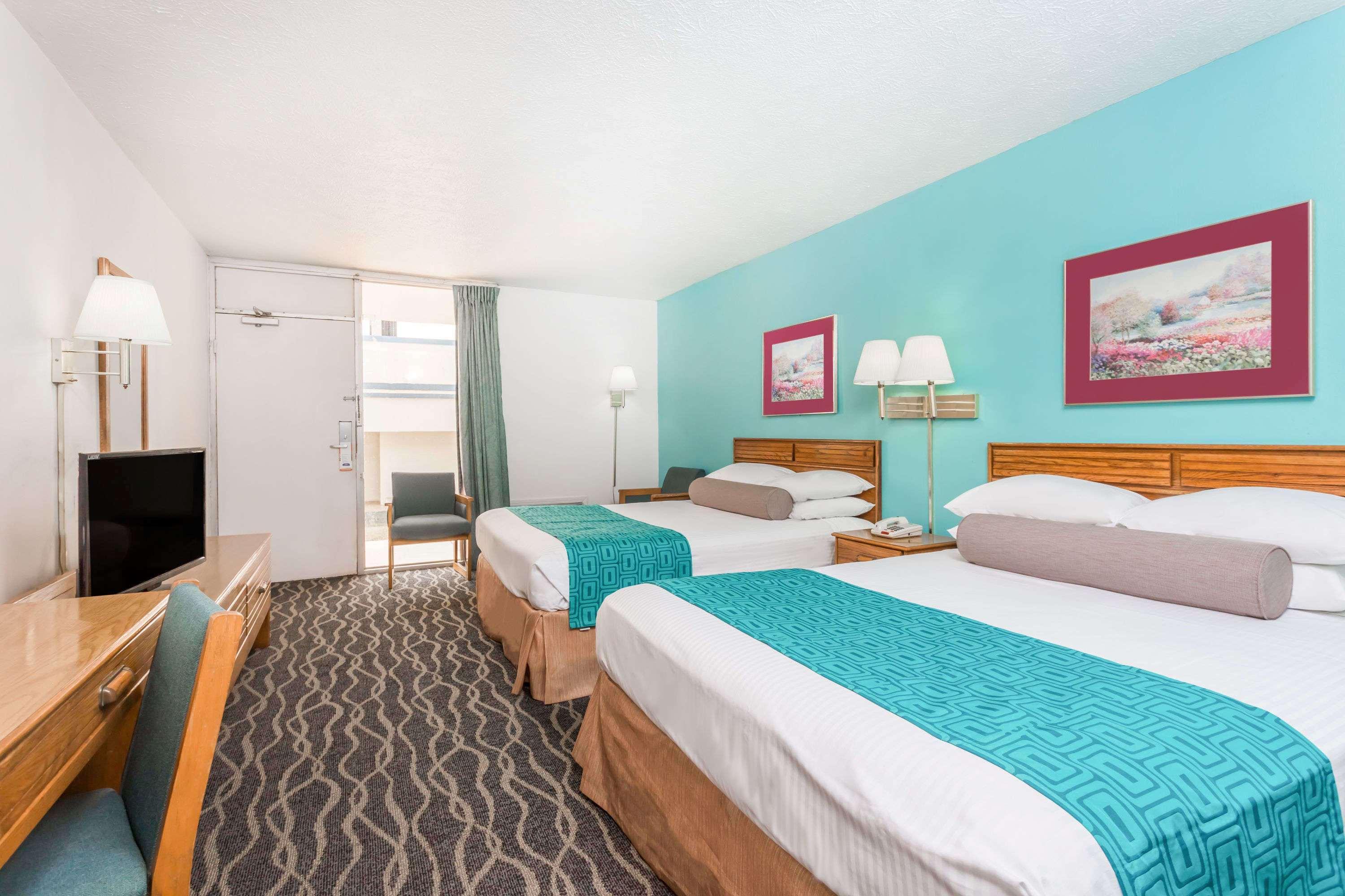Howard Johnson By Wyndham Commerce Ga Екстериор снимка